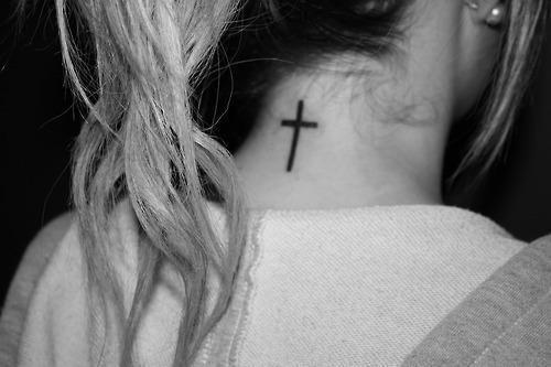  tatuagem de cruz