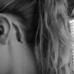tatuagens femininas na orelha