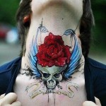 tatuagens no pescoço