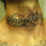 tatuagens no pescoço